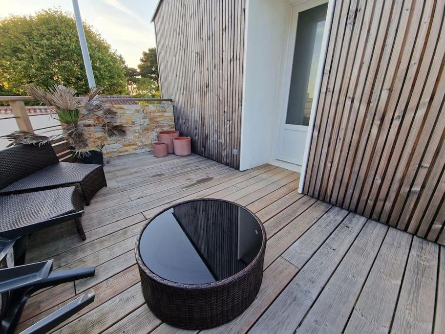 Superbe Appartement Renove A Neuf Centre Bourg เบรม ซูร์ แมร์ ภายนอก รูปภาพ